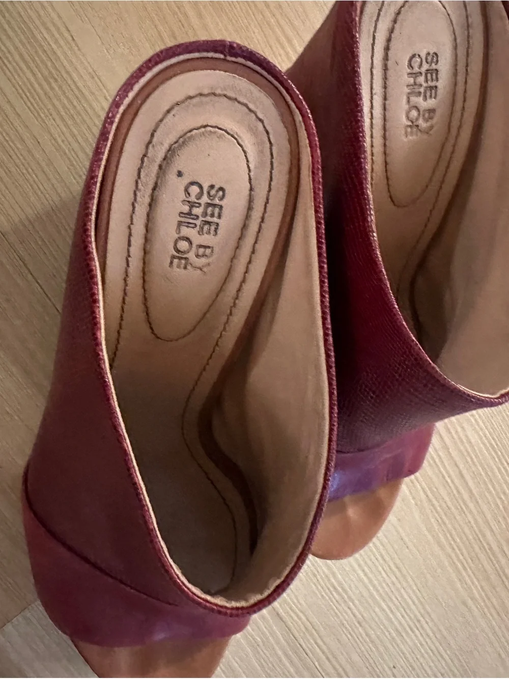 See by Chloé Burgundy Textured Leather Wedge Slides